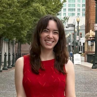 Anne Manning headshot