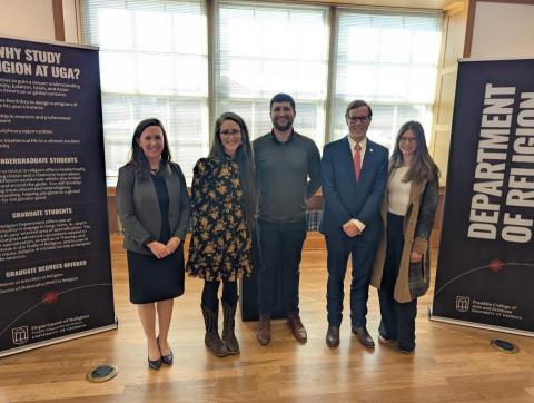 Religion alumni speaking at the networking lunch